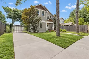 4534 Woodside St, Houston, TX 77023 - Photo 2