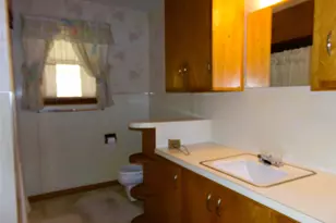 513 N Exchange St, Weimar, TX 78962 - Photo 8