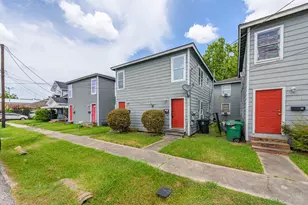 3102 Brackenridge St, Houston, TX 77026 - Photo 4