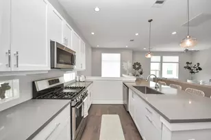 5619 Kansas St, Houston, TX 77007 - Photo 2