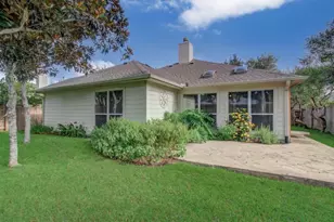 10004 Chestnut Creek Way, Pearland, TX 77584 - Photo 20