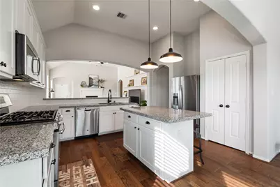 2723 Meandering Elm Trail, Houston, TX 77045 - Photo 8