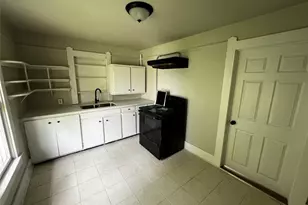 741 13th St, Port Arthur, TX 77640 - Photo 2