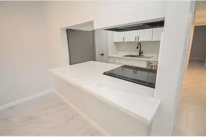 6410 Del Monte Drive #106, Houston, TX 77057 - Photo 10