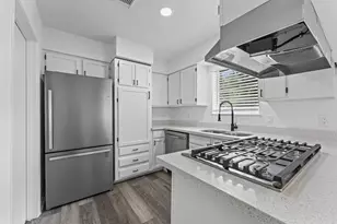 5403 Tavenor Ln, Houston, TX 77048 - Photo 8