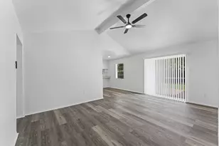 5403 Tavenor Ln, Houston, TX 77048 - Photo 4