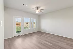 12006 Hail Hbr Dr, Baytown, TX 77523 - Photo 6