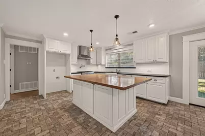 5107 Poinciana Drive, Houston, TX 77092 - Photo 10