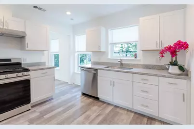 1909 Blodgett Street, Houston, TX 77004 - Photo 2