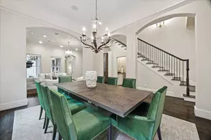 2145 Fairview Ave, Houston, TX 77019 - Photo 14