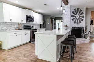 14902 Bernard Timbers Dr, East Bernard, TX 77435 - Photo 2