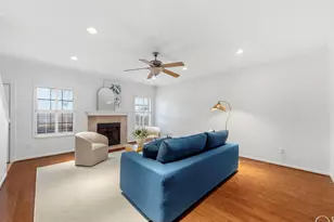 9850 Pagewood Ln, Houston, TX 77042 - Photo 8