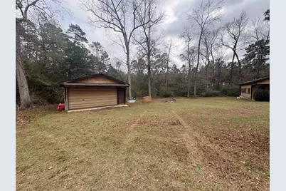 305 Ivanhoe Estates Drive E, Ivanhoe, TX 75979 - Photo 10