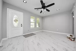 4914 Angleton St, Houston, TX 77033 - Photo 22