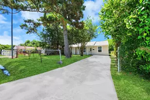 4914 Angleton St, Houston, TX 77033 - Photo 42