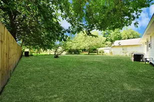 4914 Angleton St, Houston, TX 77033 - Photo 40
