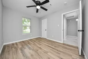 4914 Angleton St, Houston, TX 77033 - Photo 30