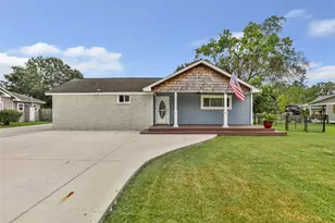 103 W Barrow St, Dayton, TX 77535 - Photo 2