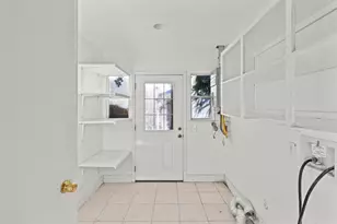 2707 57th St, Galveston, TX 77551 - Photo 22