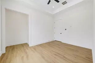 9007 Noel St, Houston, TX 77033 - Photo 18