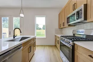 9007 Noel St, Houston, TX 77033 - Photo 10