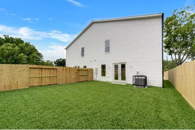 9007 Noel Street #A, Houston, TX 77033 - Photo 36