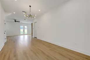9007 Noel St, Houston, TX 77033 - Photo 14