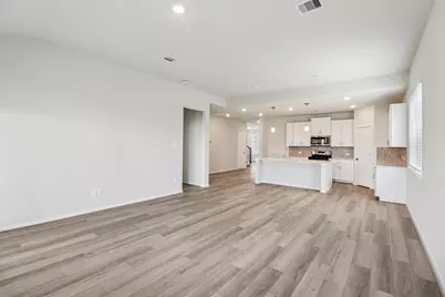 12014 Shining Lake Drive, Baytown, TX 77523 - Photo 6