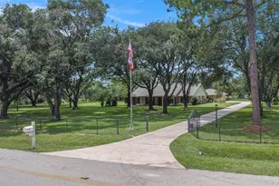 17615 Swansbury Dr, Cypress, TX 77429 - Photo 2