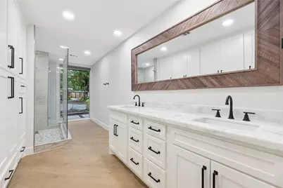 12506 Winding Brook Lane, Houston, TX 77024 - Photo 22