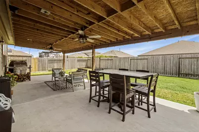 411 Walnut Branch Drive, Baytown, TX 77523 - Photo 22