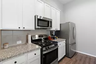 411 Walnut Branch Dr, Baytown, TX 77523 - Photo 6