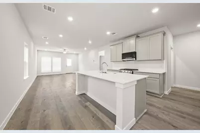 2221 Lake Mist Drive, Texas City, TX 77568 - Photo 6