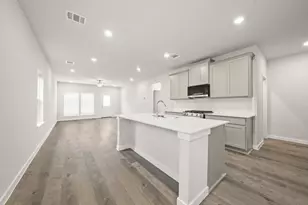 2221 Lake Mist Dr, Texas City, TX 77568 - Photo 6