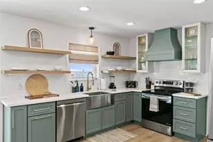 1213 Sargasso Circle, Surfside Beach, TX 77541 - Photo 10