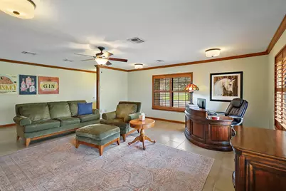 15151 Lakeview Drive, Beach City, TX 77523 - Photo 12