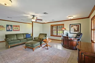 15151 Lakeview Dr, Beach City, TX 77523 - Photo 12