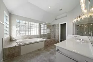 650 Westcross St, Houston, TX 77018 - Photo 12