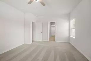 522 Pinot Noir Dr, Alvin, TX 77511 - Photo 8