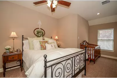 703 Hollington Way, Sugar Land, TX 77479 - Photo 18