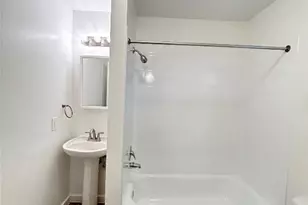 3629 N Macgregor Way, Houston, TX 77004 - Photo 12