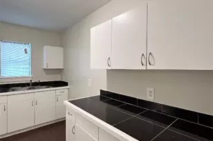 3629 N Macgregor Way, Houston, TX 77004 - Photo 8