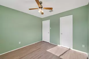 8462 Leawood Blvd, Houston, TX 77072 - Photo 30