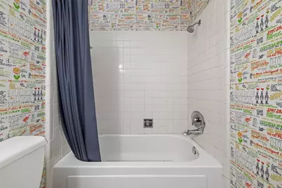 8462 Leawood Boulevard, Houston, TX 77072 - Photo 32