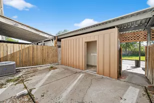 8462 Leawood Blvd, Houston, TX 77072 - Photo 34