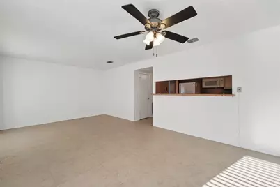 8462 Leawood Boulevard, Houston, TX 77072 - Photo 18