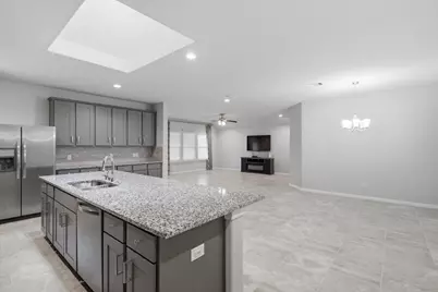 10110 Whitney Reach Drive, Rosharon, TX 77583 - Photo 14