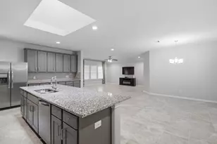 10110 Whitney Reach Dr, Rosharon, TX 77583 - Photo 14