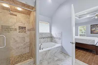 2406 Golden Oak Drive, Orange, TX 77632 - Photo 18