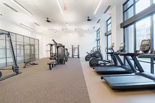 10505 Deerwood Rd, Houston, TX 77042 - Photo 8